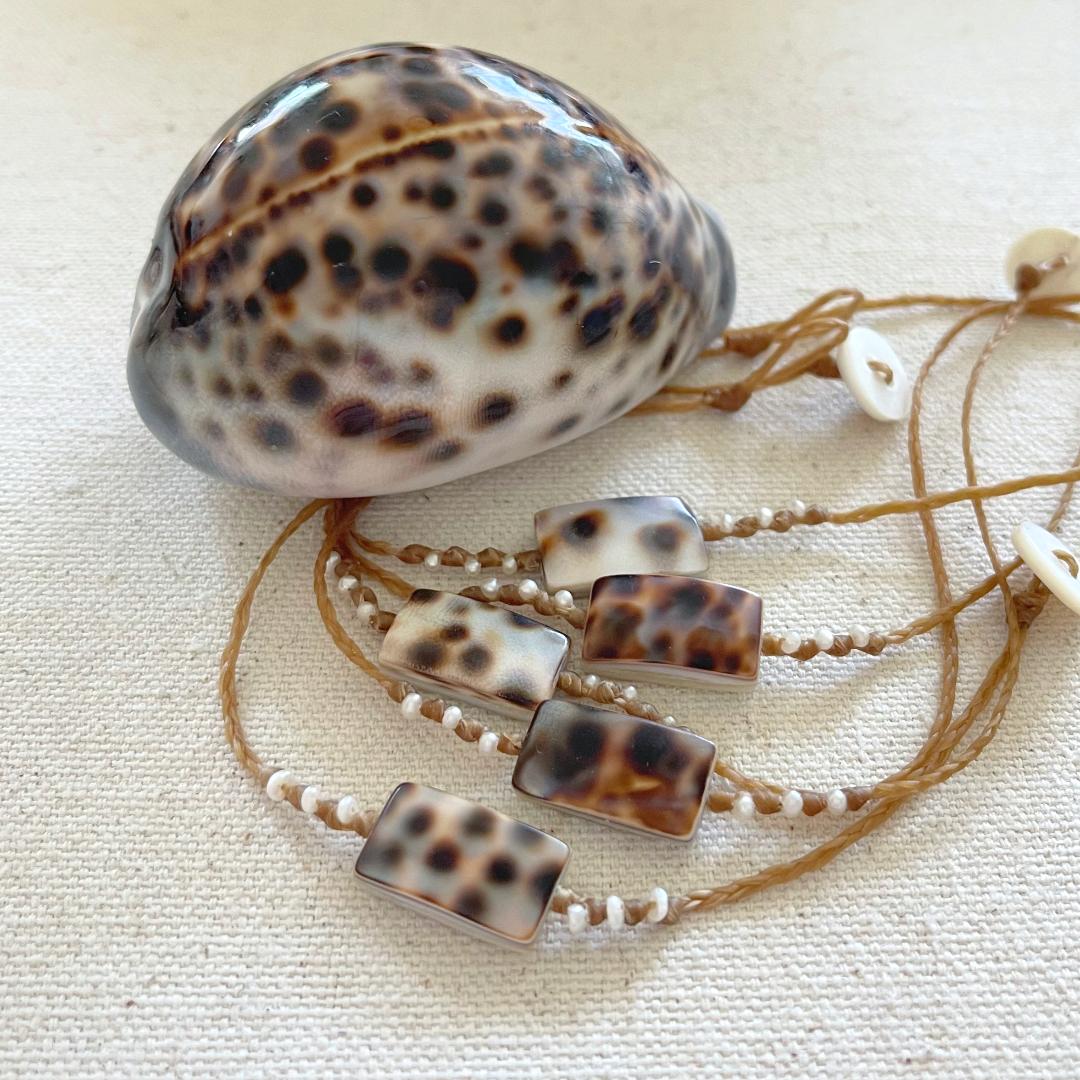 Tiger Cowrie Shell Beach Choker Necklace