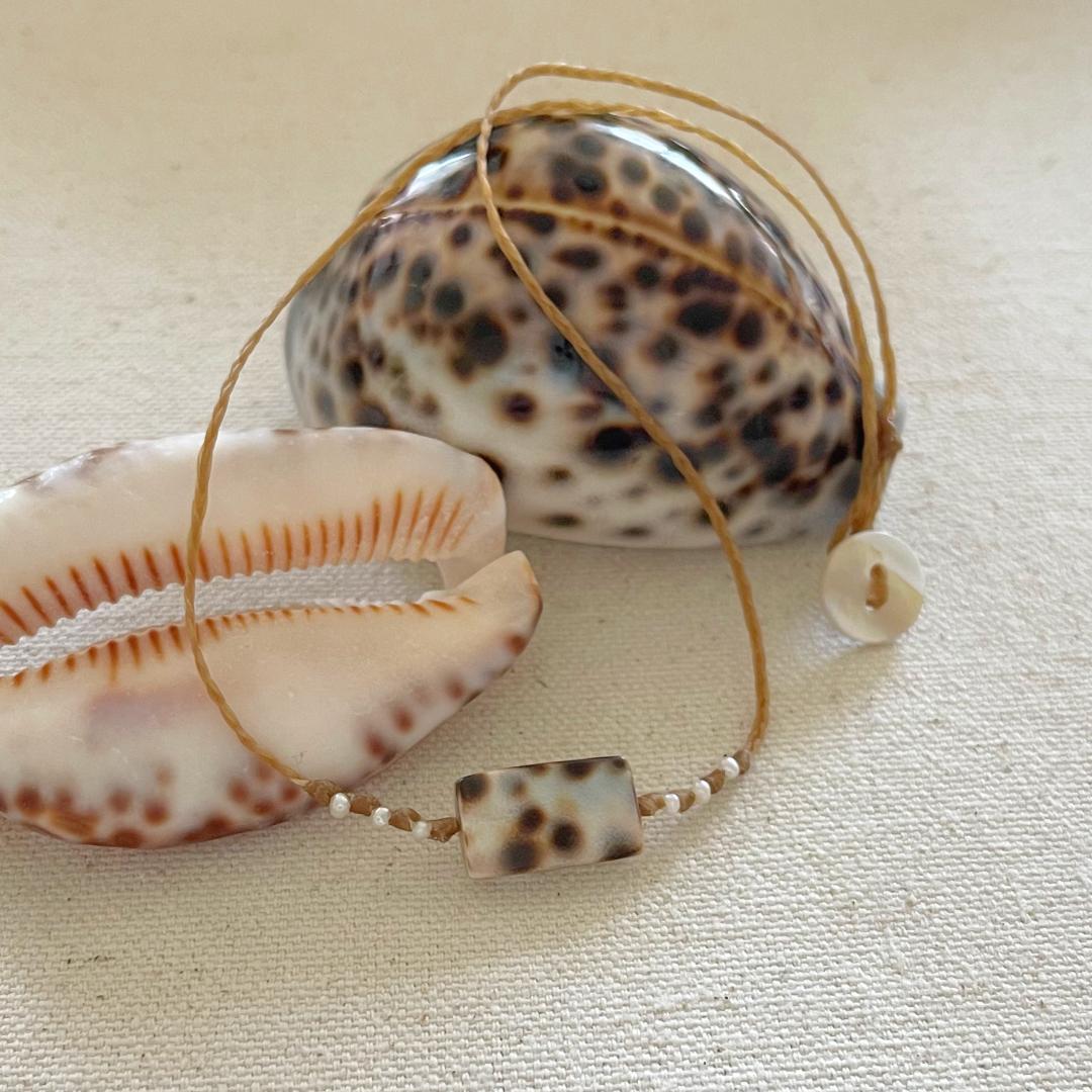 Tiger Cowrie Shell Beach Choker Necklace